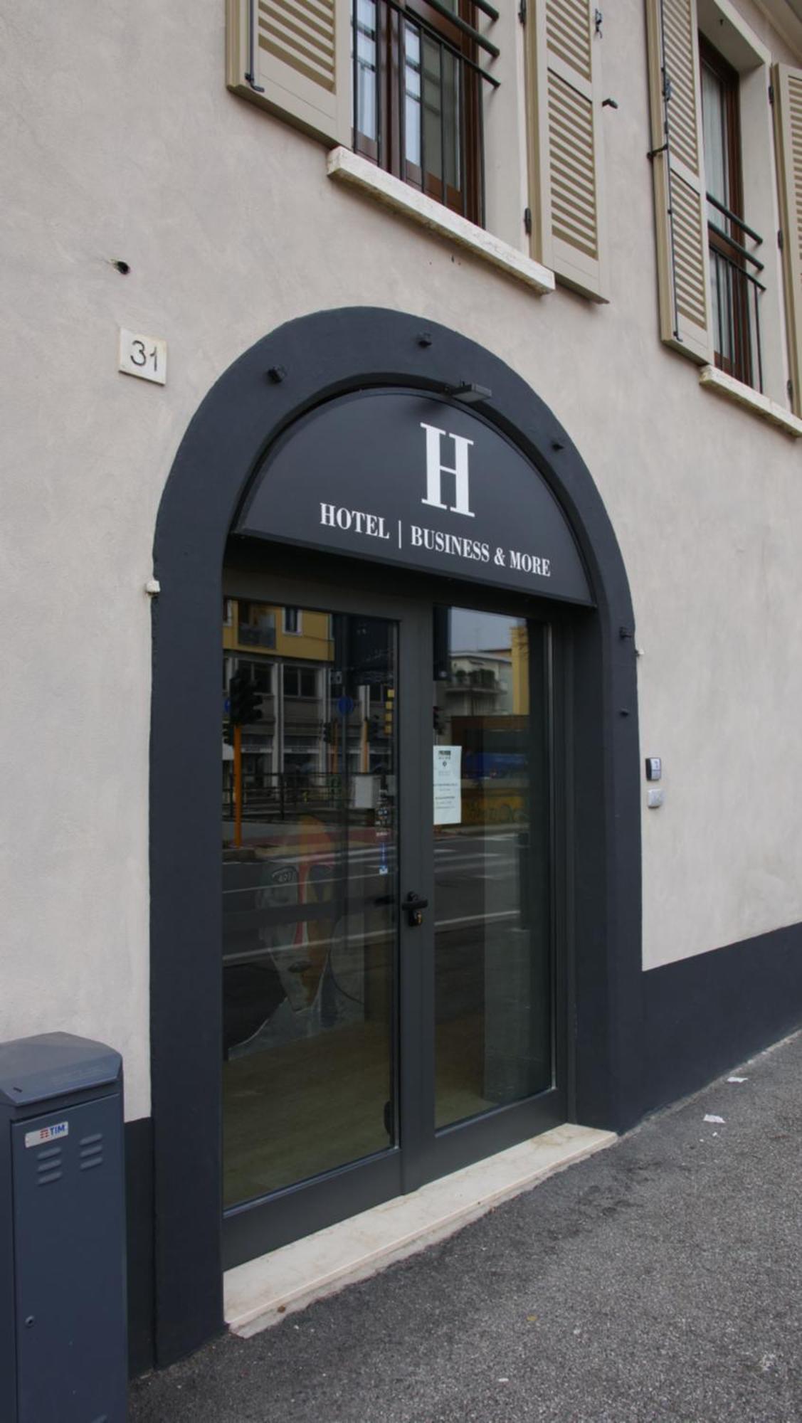 Hotel Battisti 31 Brescia Esterno foto